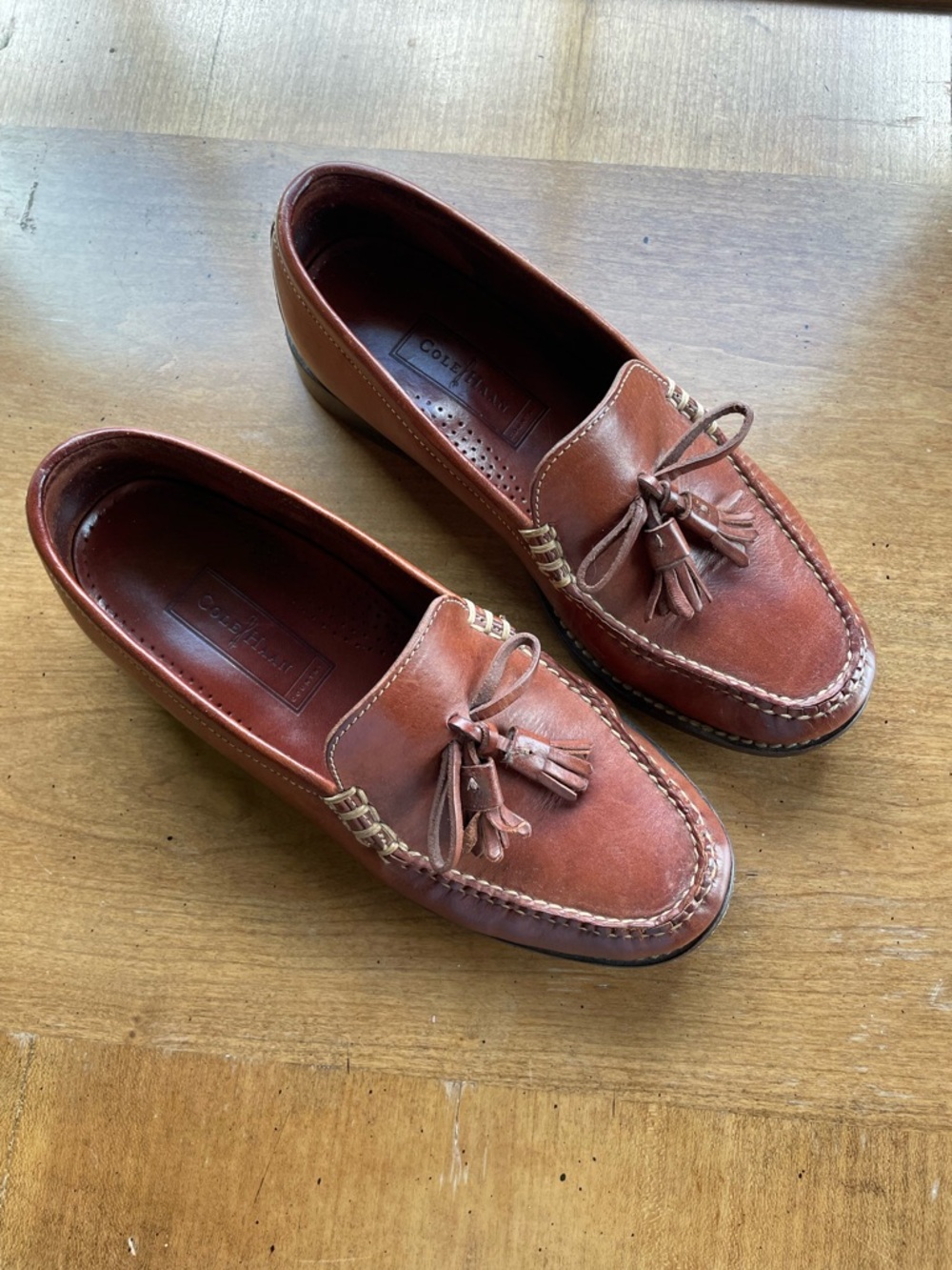 Cole Haan Classic Brown Leather Tassel Loafers size 8B